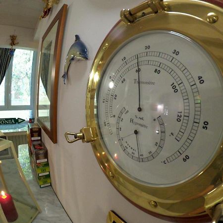 Hotel Ausonia نابولي المظهر الخارجي الصورة