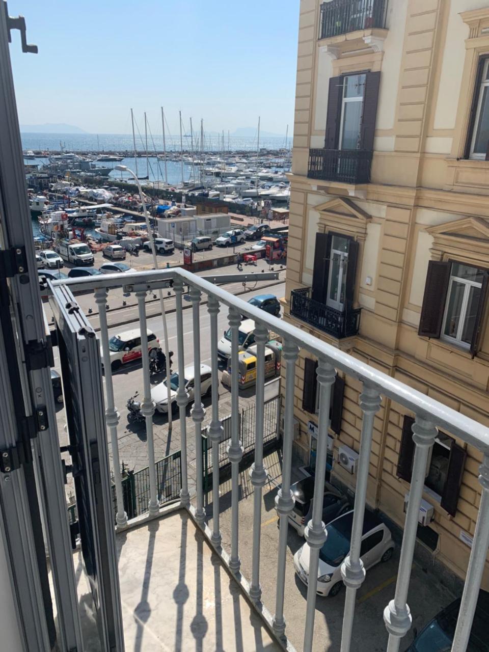 Hotel Ausonia نابولي المظهر الخارجي الصورة