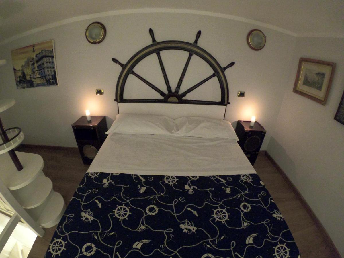 Hotel Ausonia نابولي المظهر الخارجي الصورة